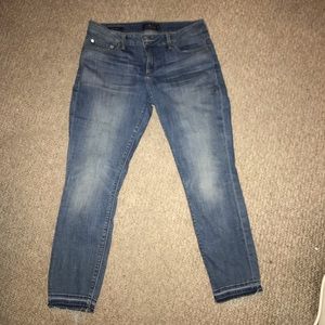 Lucky Brand- Lolita Capri with Raw Hem